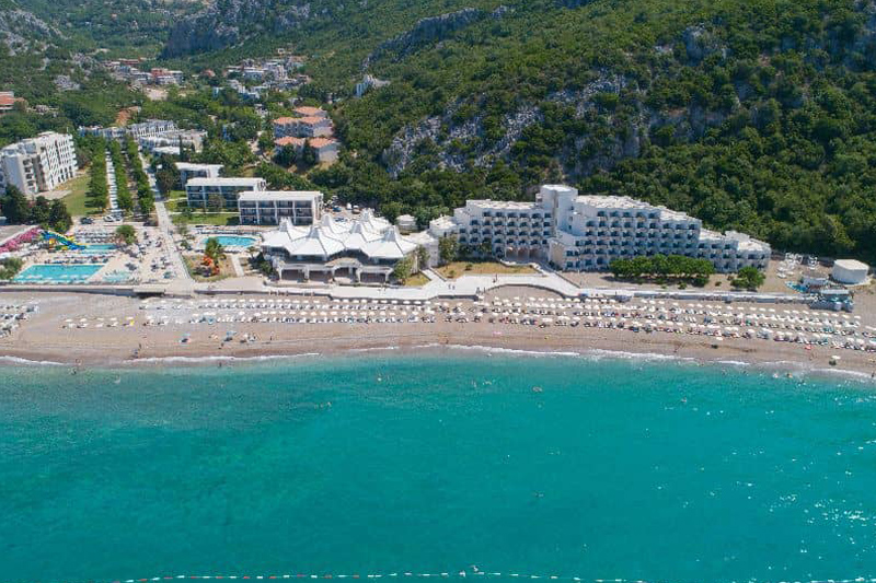 HOTEL PEARL BEACH RESORT